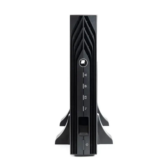 Вид спереди SKAT-UPS 3000-RACK-ON-6X9